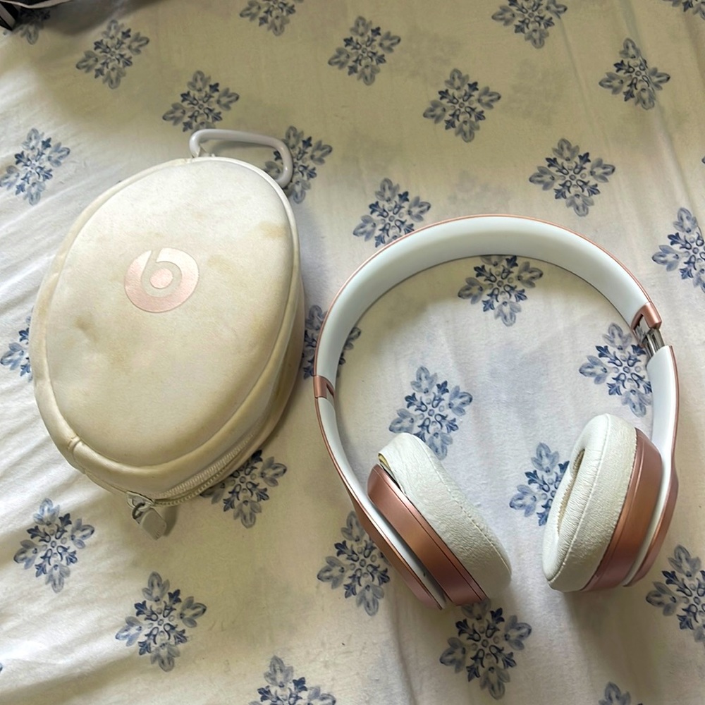 Beats Headphones Solo 3